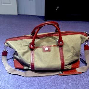 Good condition Cutter and Buck weekender